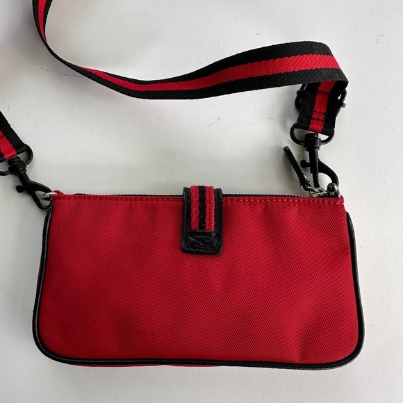 Michael Kors Red Nylon Twistlock / Zip Wristlet Crossbody Bag Small - Picture 7 of 11